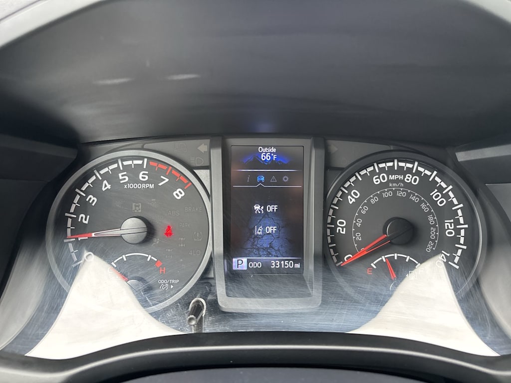 Thumbnail: 2023 Toyota Tacoma - 10