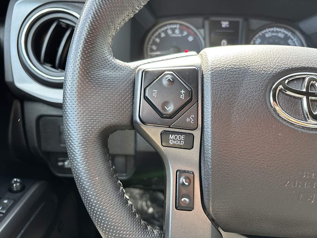 Thumbnail: 2021 Toyota Tacoma - 17