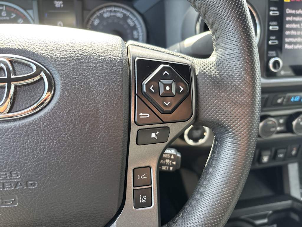 Thumbnail: 2021 Toyota Tacoma - 18