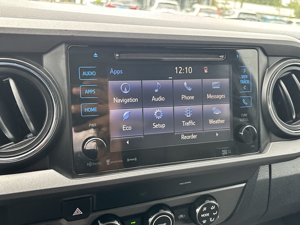 Thumbnail: 2019 Toyota Tacoma - 19