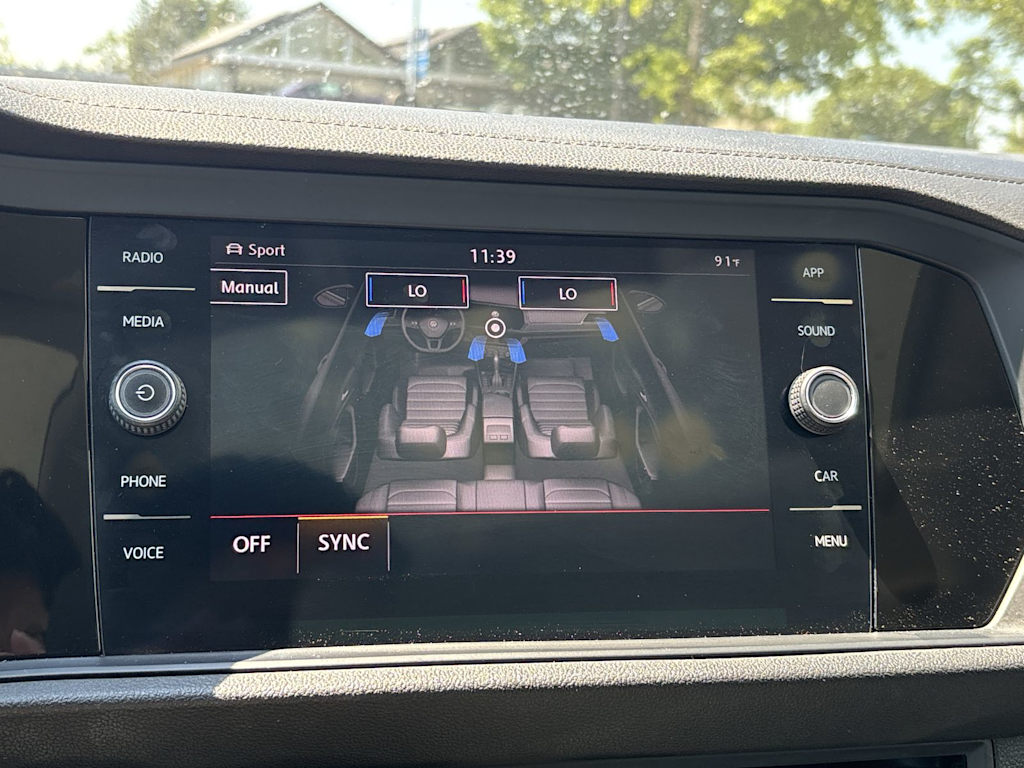 Thumbnail: 2019 Volkswagen Jetta - 20