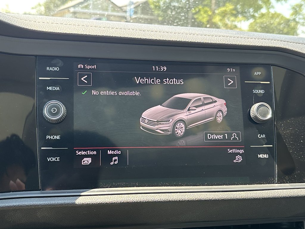 Thumbnail: 2019 Volkswagen Jetta - 17