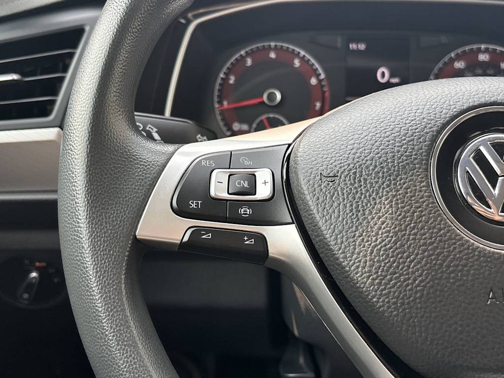 Thumbnail: 2021 Volkswagen Jetta - 16