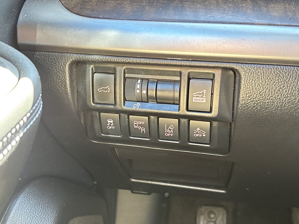 Thumbnail: 2018 Subaru Outback - 10