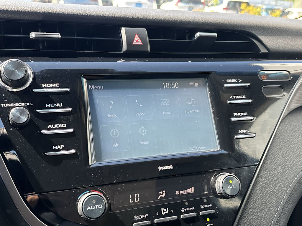 Thumbnail: 2020 Toyota Camry - 21