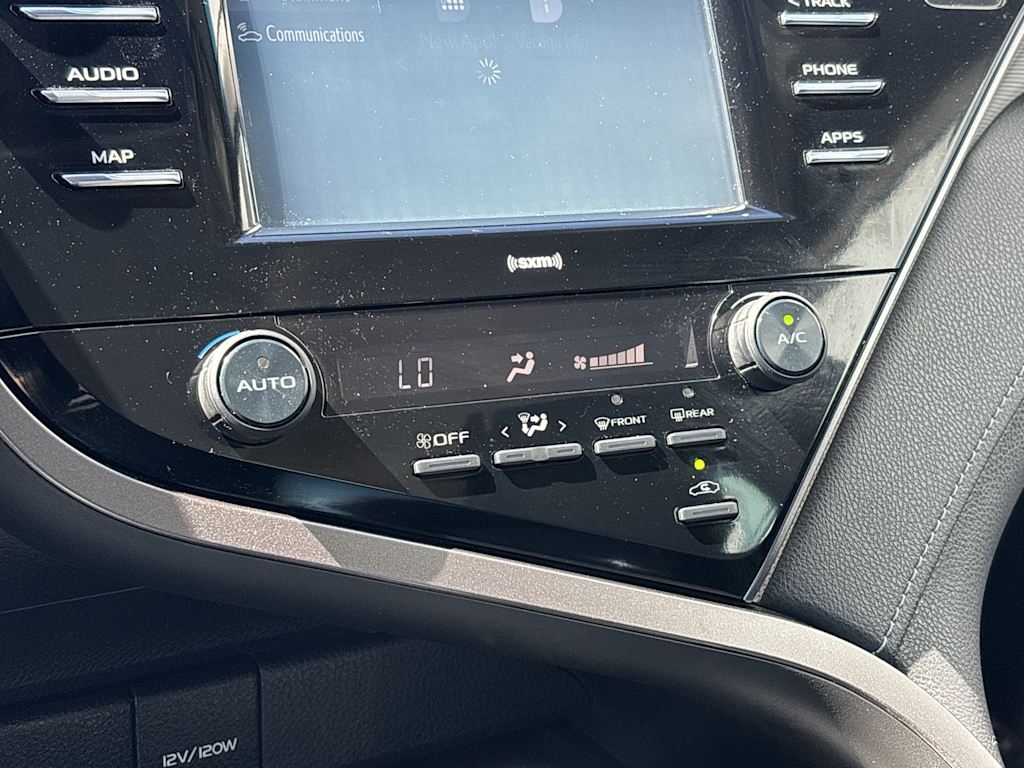 Thumbnail: 2020 Toyota Camry - 24