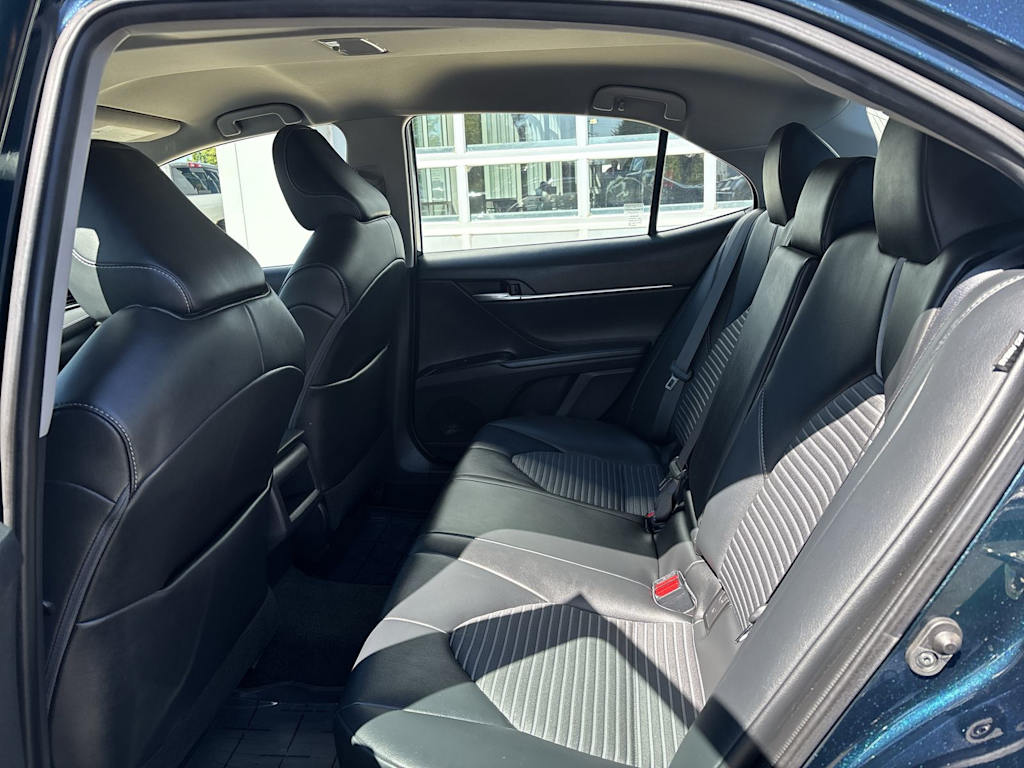 Thumbnail: 2020 Toyota Camry - 12