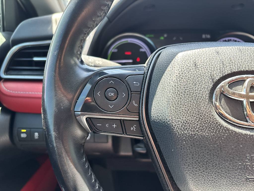 Thumbnail: 2022 Toyota Camry - 13