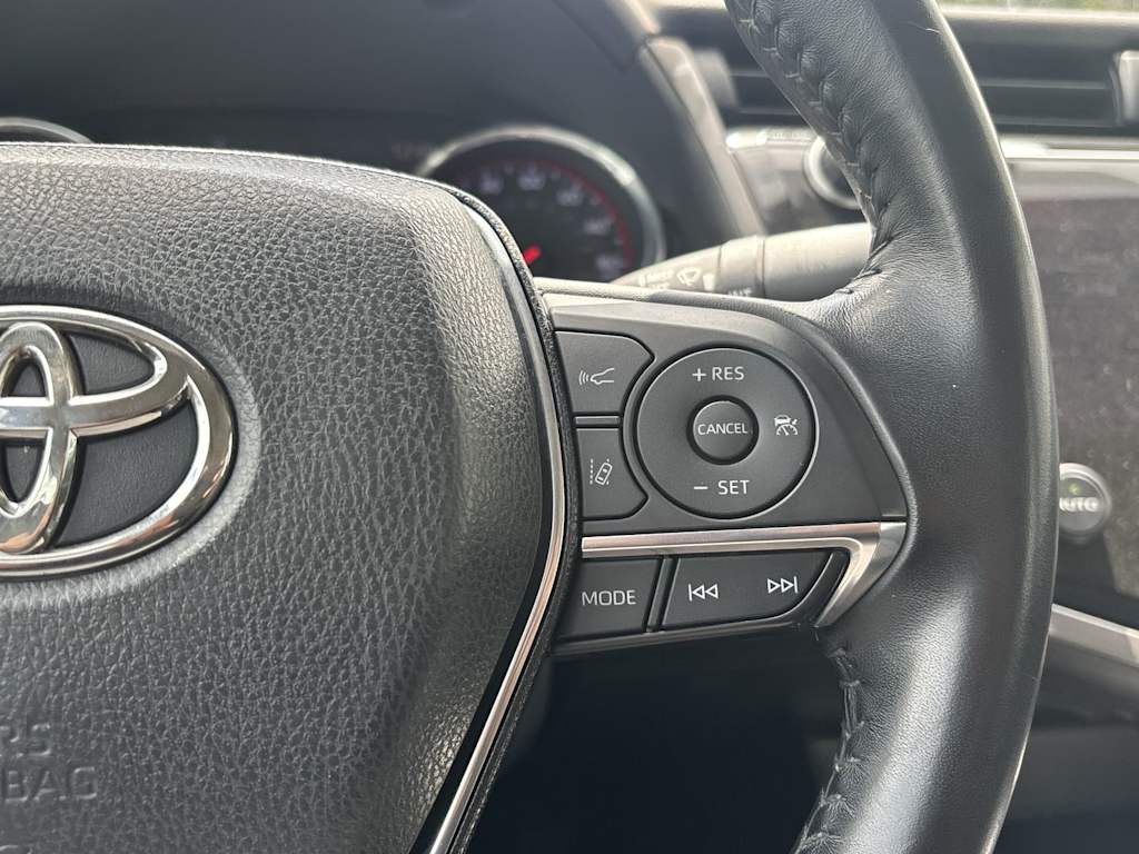 Thumbnail: 2020 Toyota Camry - 12