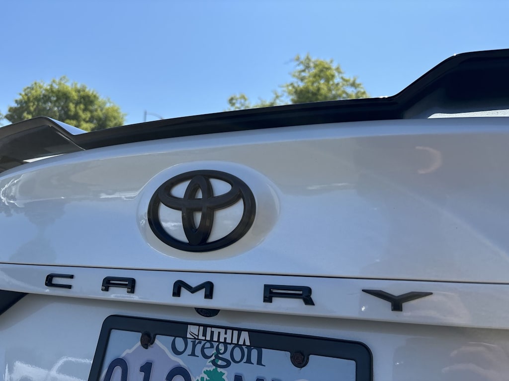 Thumbnail: 2020 Toyota Camry - 6