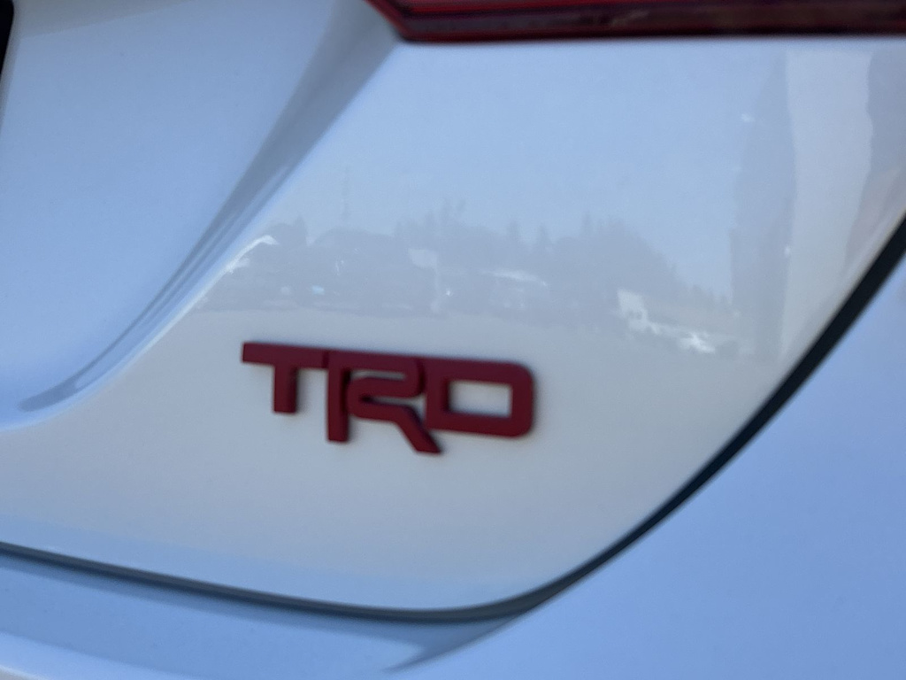 Thumbnail: 2020 Toyota Camry - 17