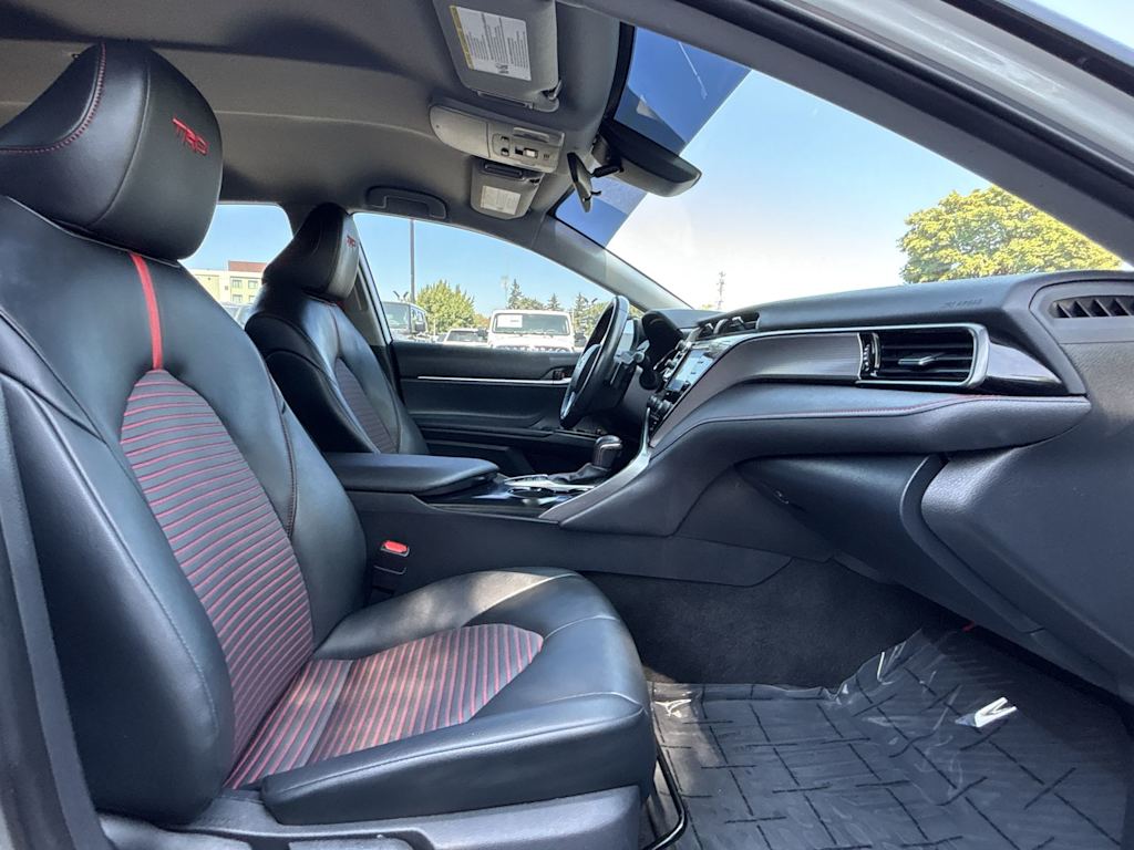 Thumbnail: 2020 Toyota Camry - 9