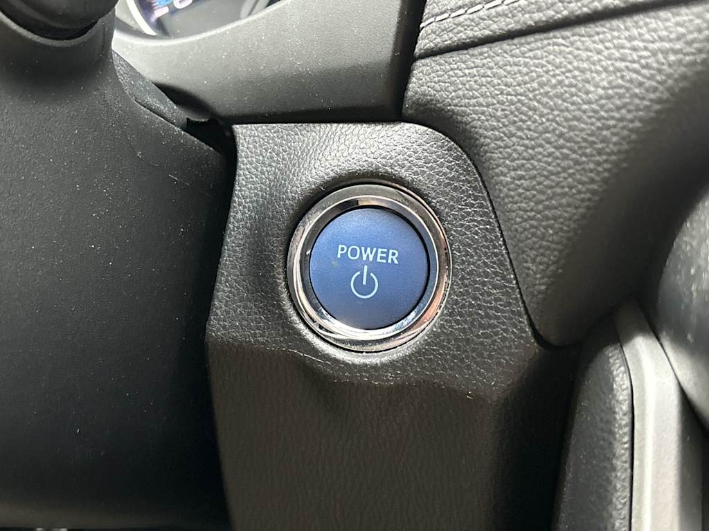 Thumbnail: 2021 Toyota RAV4 - 30