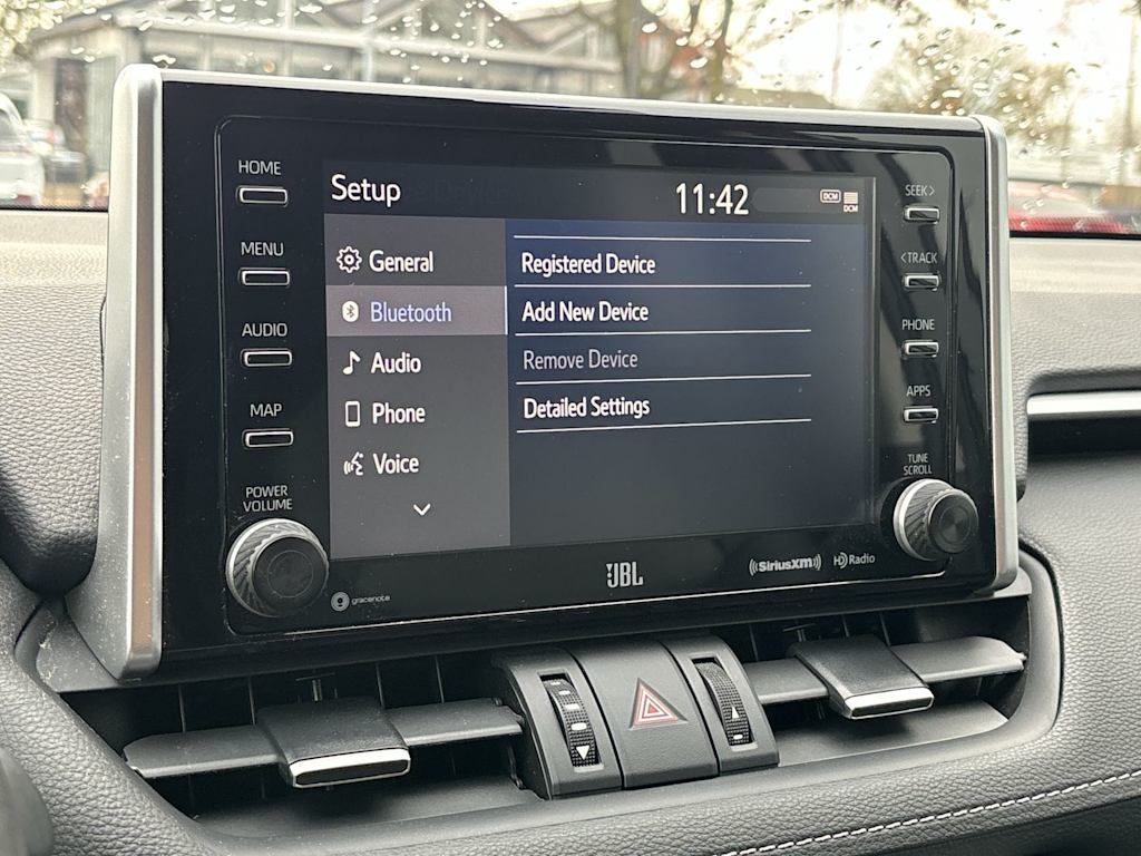 Thumbnail: 2021 Toyota RAV4 - 24