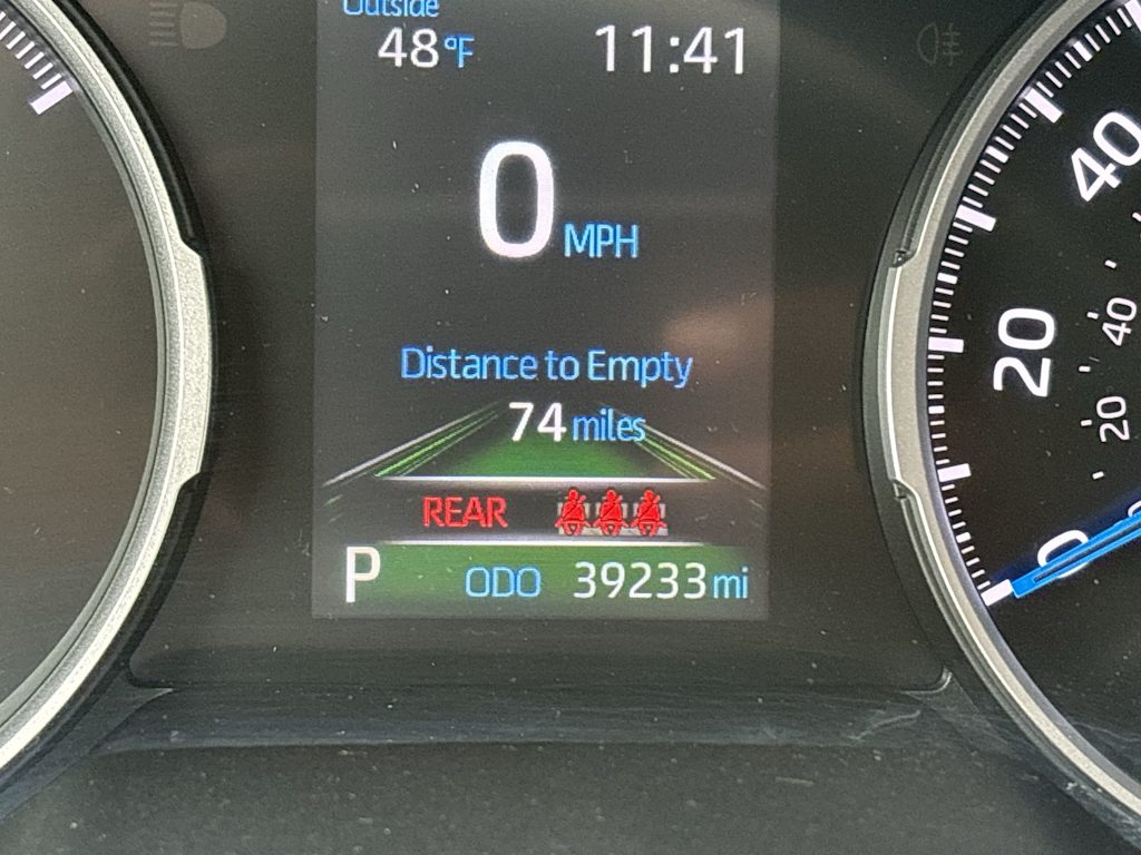 Thumbnail: 2021 Toyota RAV4 - 18