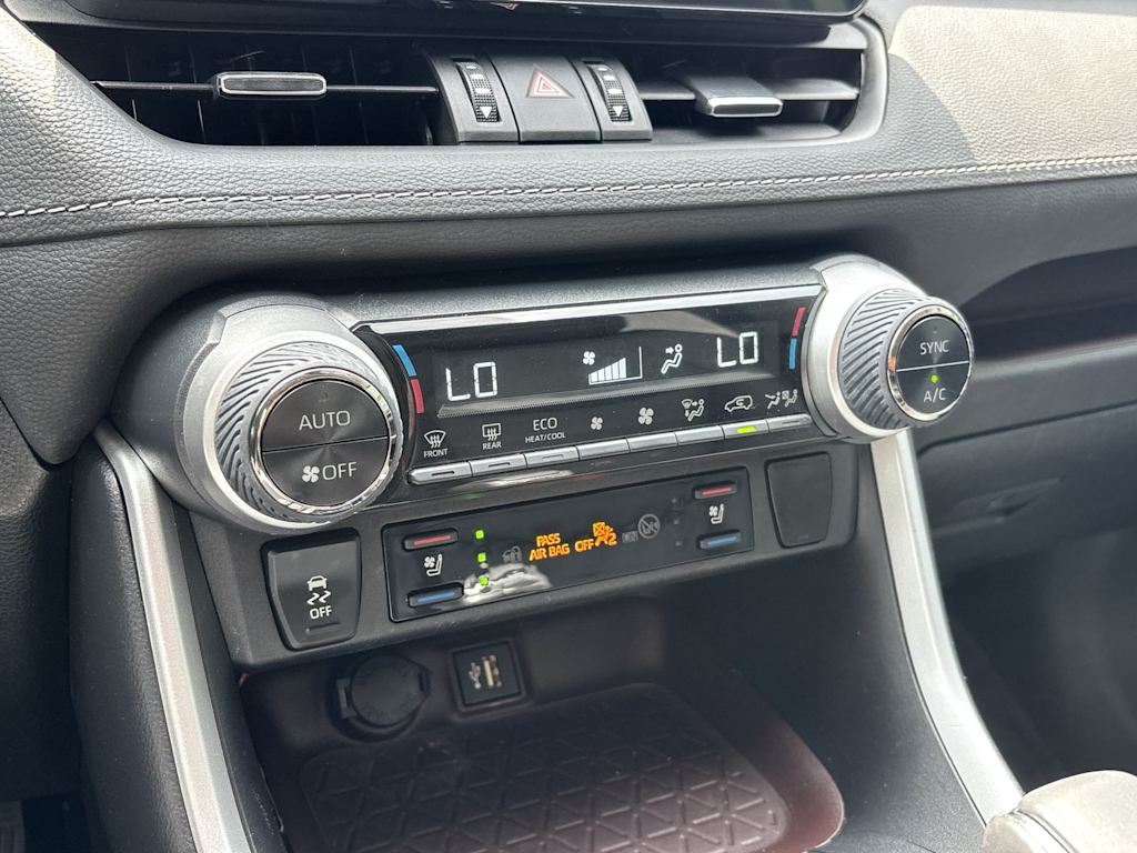 Thumbnail: 2023 Toyota RAV4 - 24