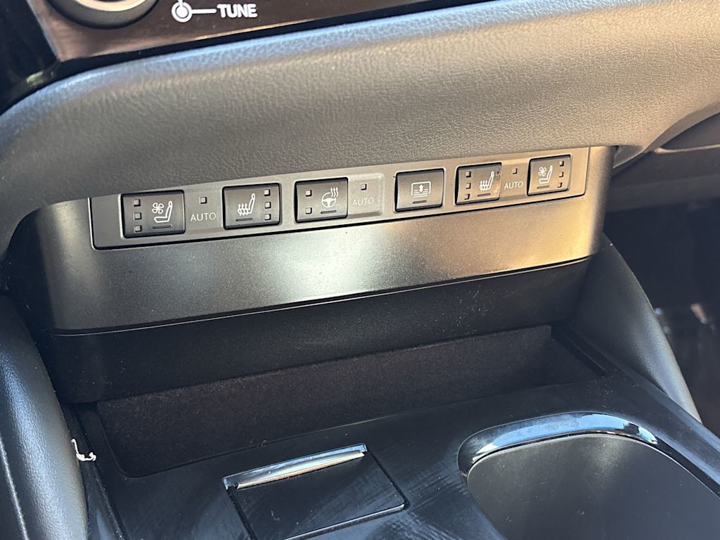 Thumbnail: 2023 Lexus ES - 5