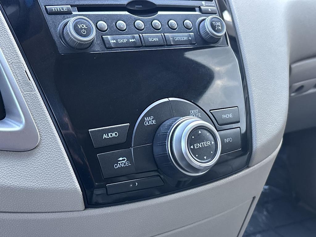 Thumbnail: 2012 Honda Odyssey - 22