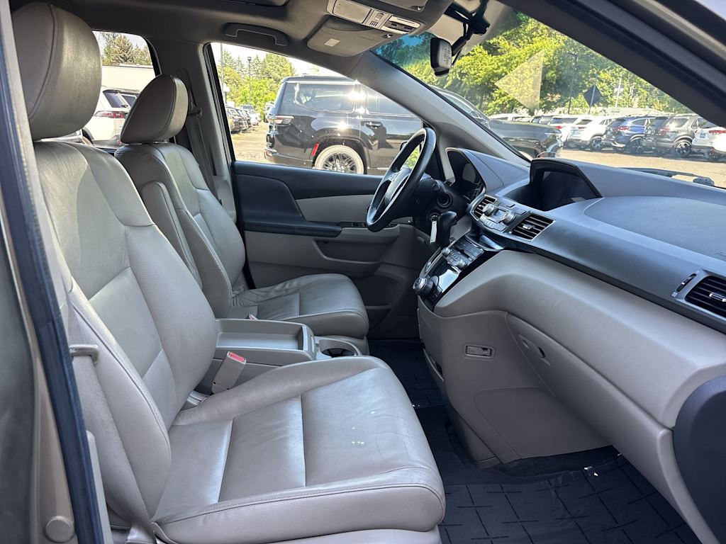 Thumbnail: 2012 Honda Odyssey - 4