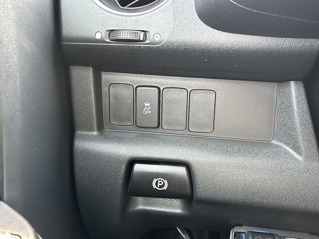 Thumbnail: 2013 Honda Pilot - 19