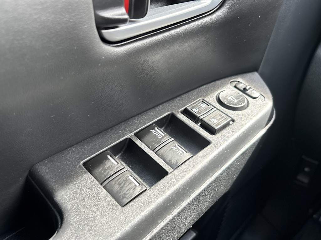 Thumbnail: 2013 Honda Pilot - 29