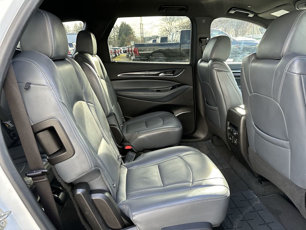 Thumbnail: 2022 Buick Enclave - 9