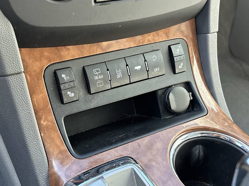 Thumbnail: 2012 Buick Enclave - 16