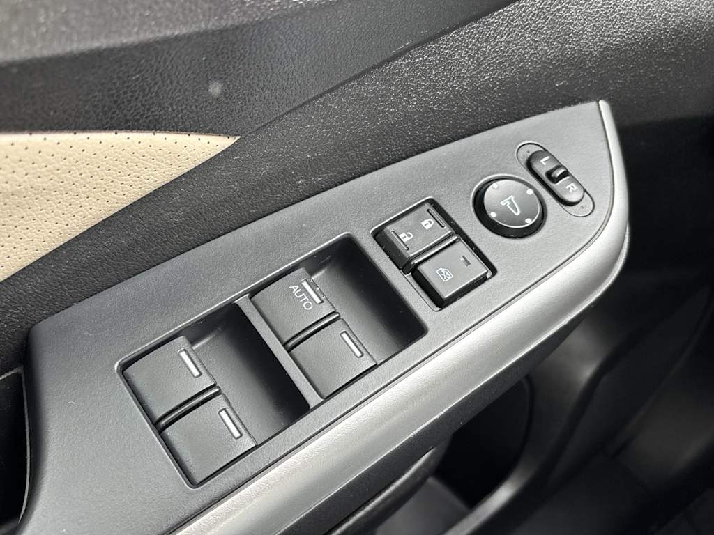Thumbnail: 2015 Honda CR-V - 13