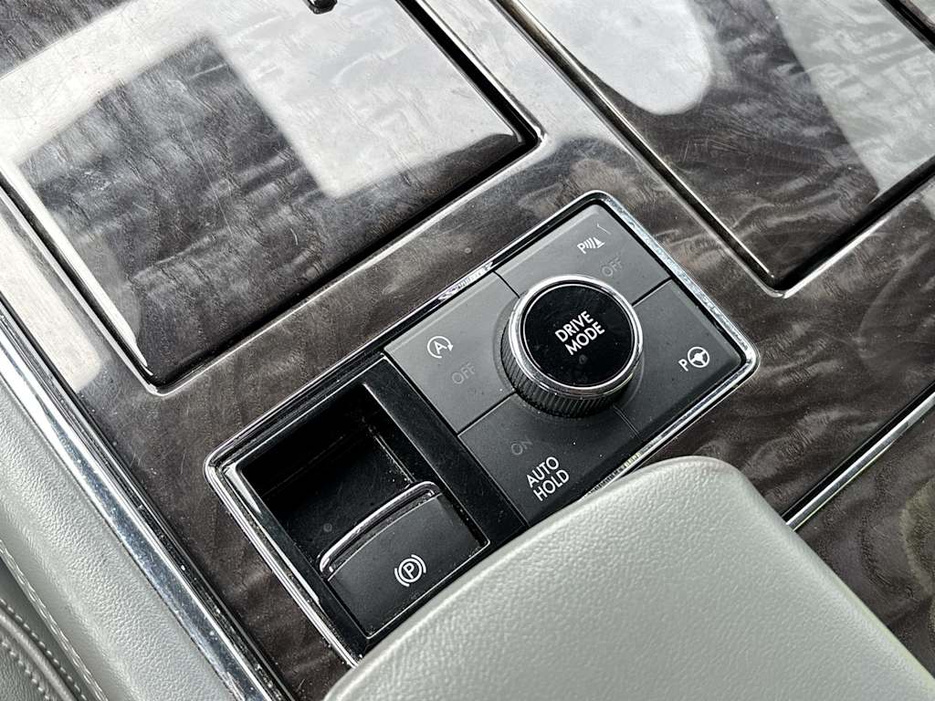 Thumbnail: 2018 Lincoln Navigator - 6
