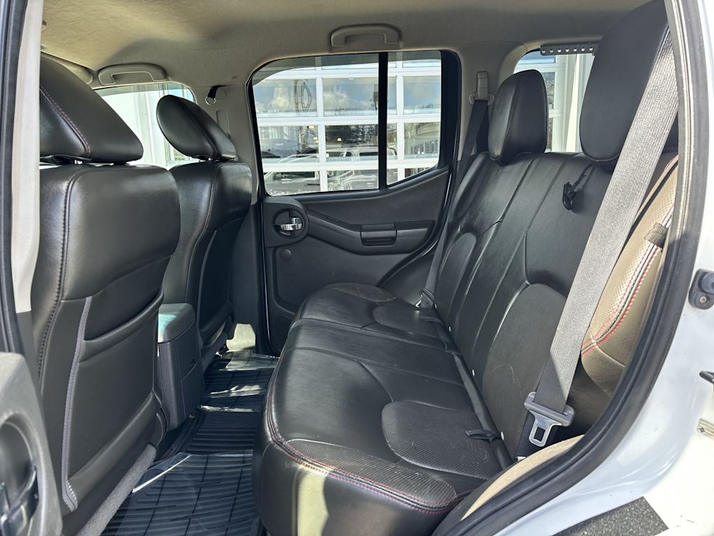 Thumbnail: 2012 Nissan Xterra - 11