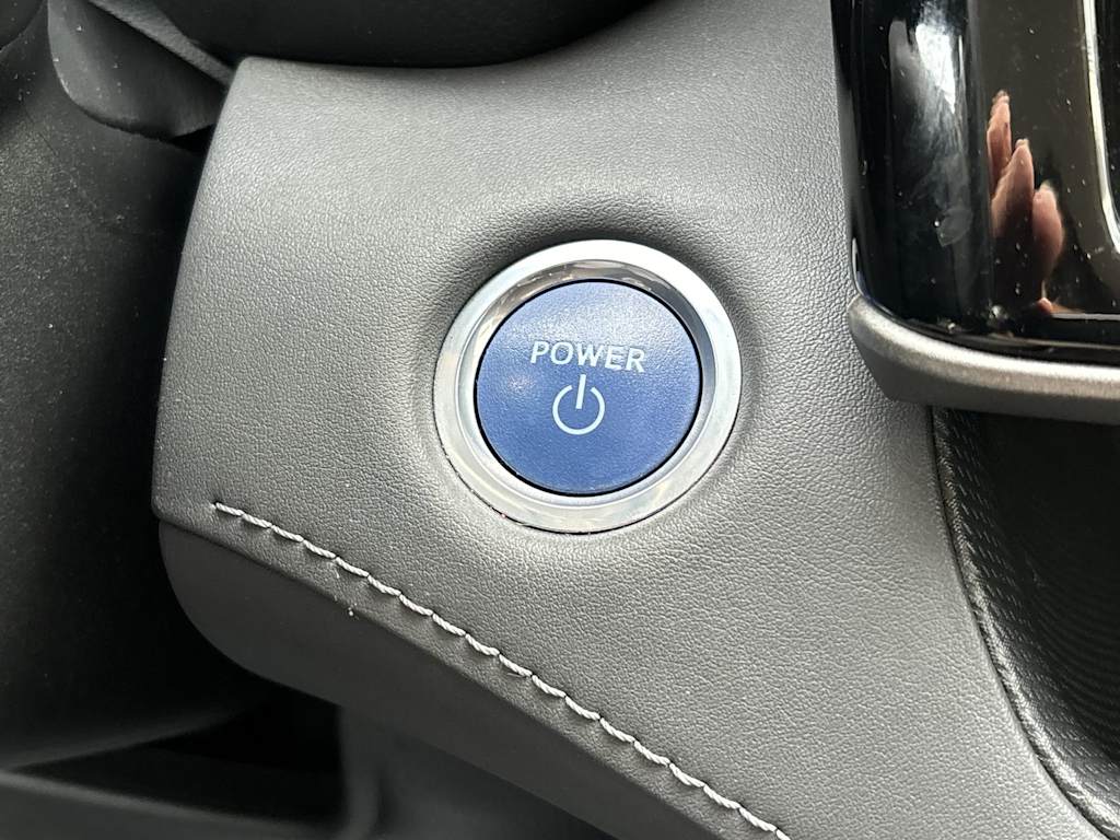 Thumbnail: 2021 Toyota Highlander - 26