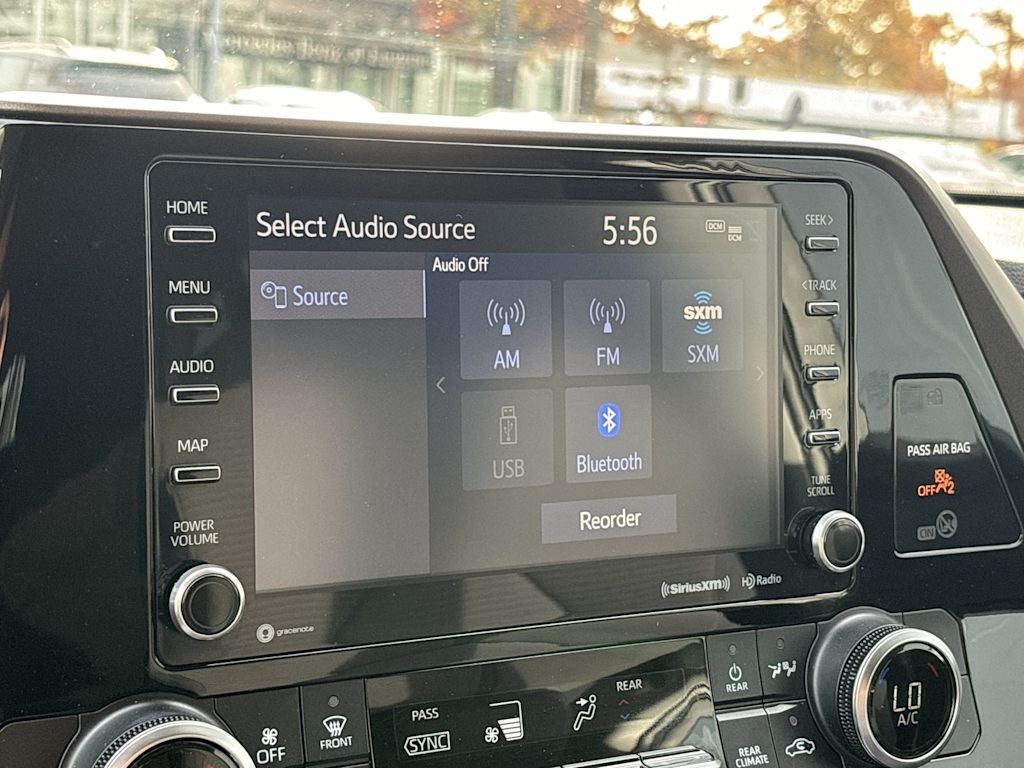 Thumbnail: 2021 Toyota Highlander - 18