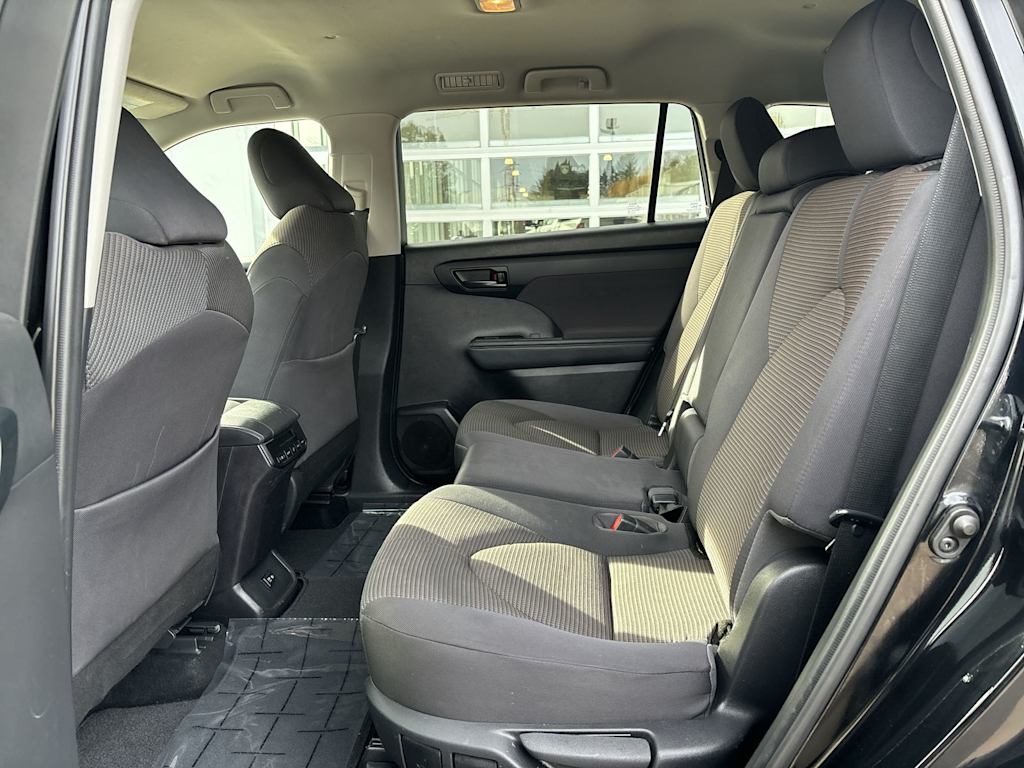 Thumbnail: 2021 Toyota Highlander - 10