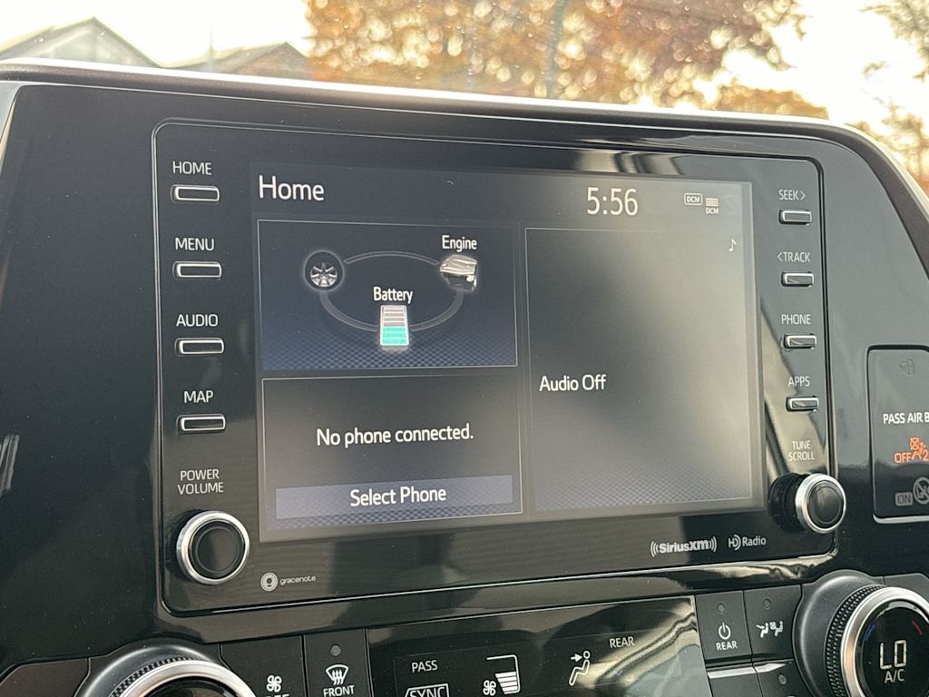 Thumbnail: 2021 Toyota Highlander - 7