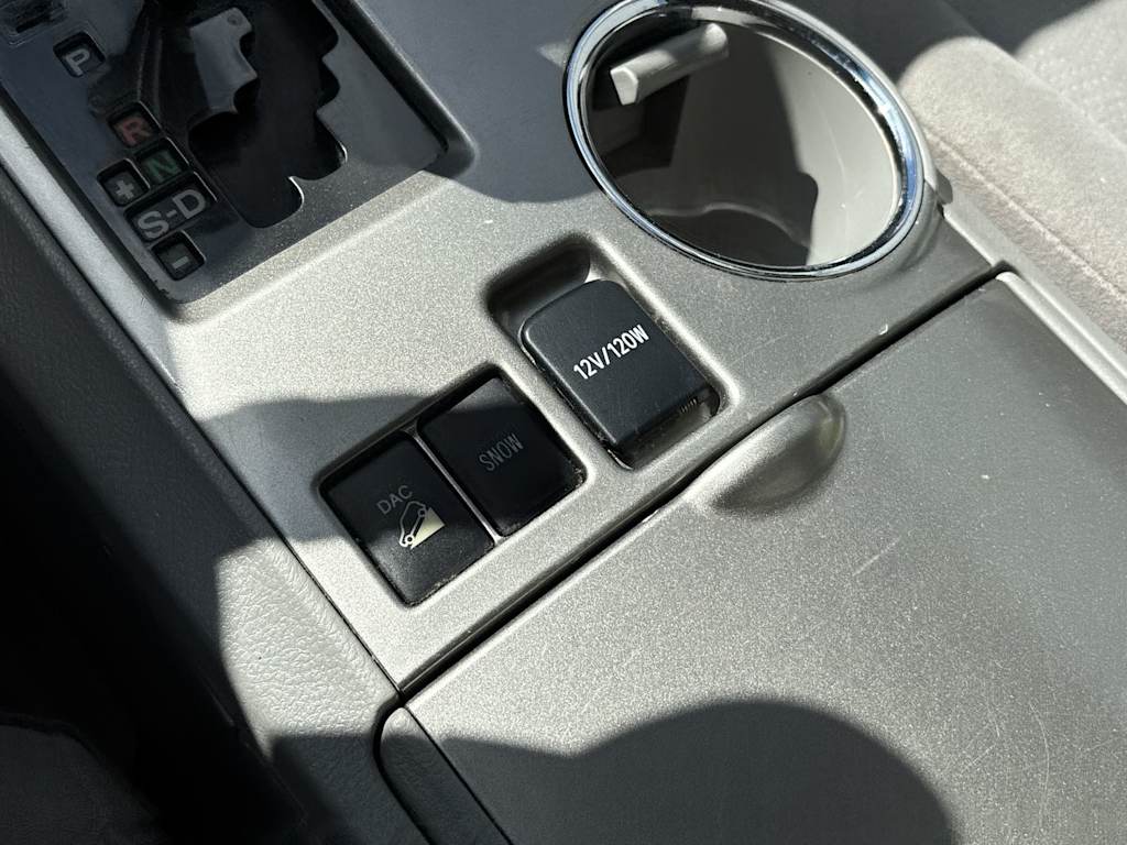 Thumbnail: 2013 Toyota Highlander - 20