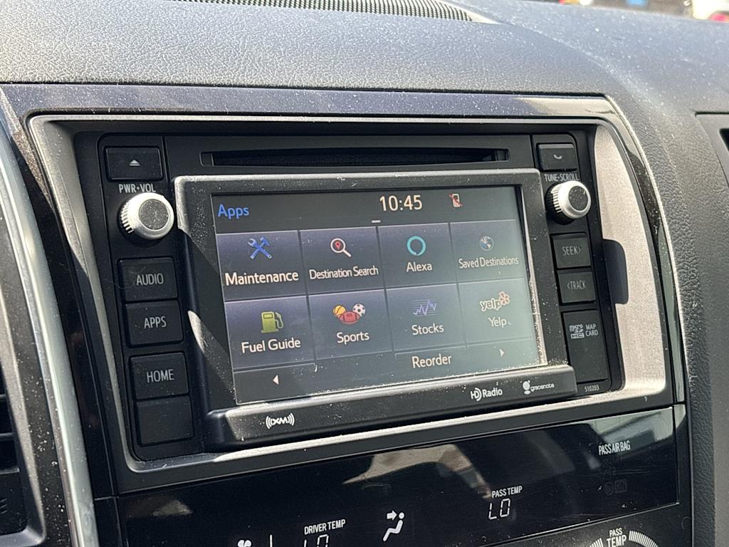 Thumbnail: 2018 Toyota Sequoia - 17