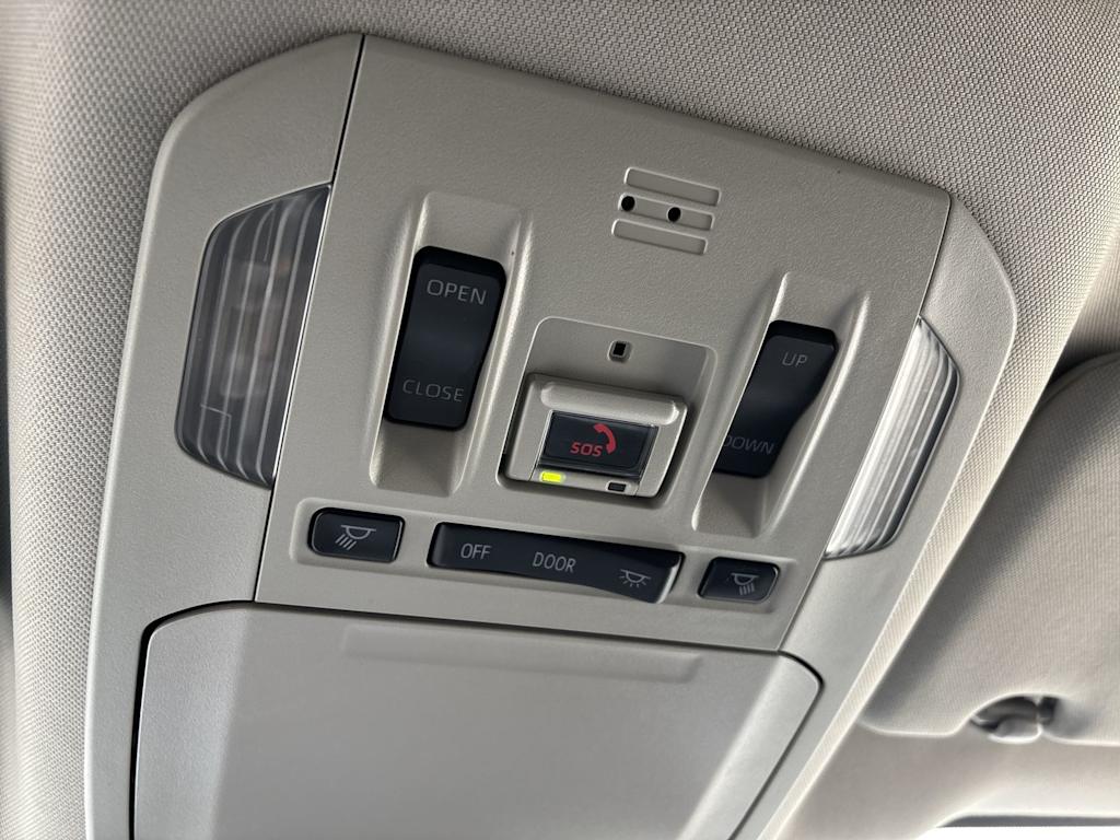 Thumbnail: 2021 Toyota Highlander - 21
