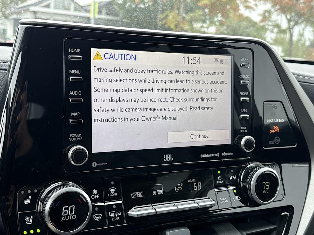 Thumbnail: 2021 Toyota Highlander - 6
