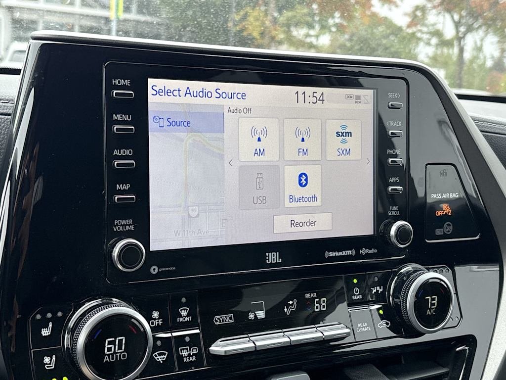 Thumbnail: 2021 Toyota Highlander - 17