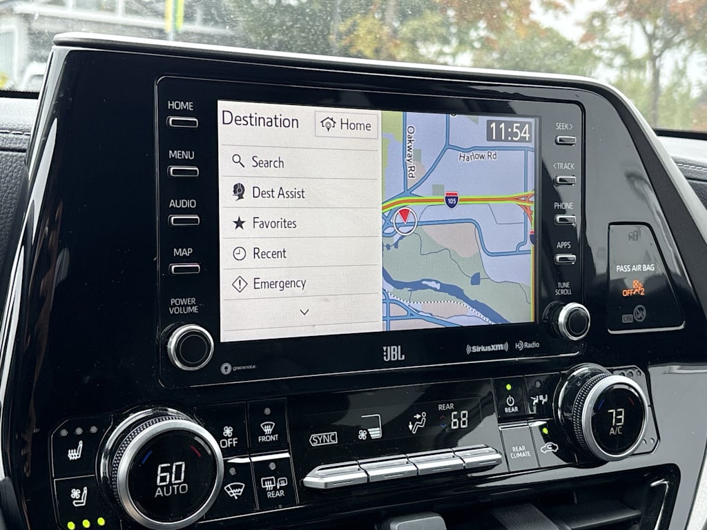 Thumbnail: 2021 Toyota Highlander - 15