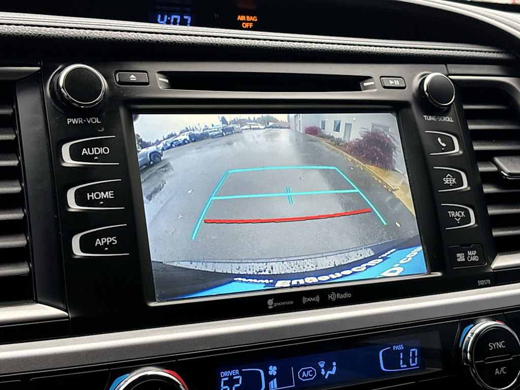 Thumbnail: 2017 Toyota Highlander - 25