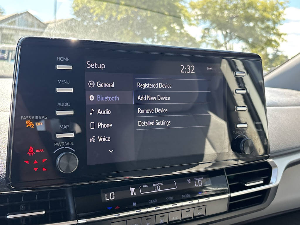 Thumbnail: 2022 Toyota Sienna - 21