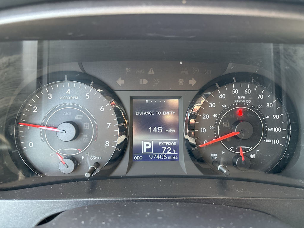 Thumbnail: 2017 Toyota Sienna - 8