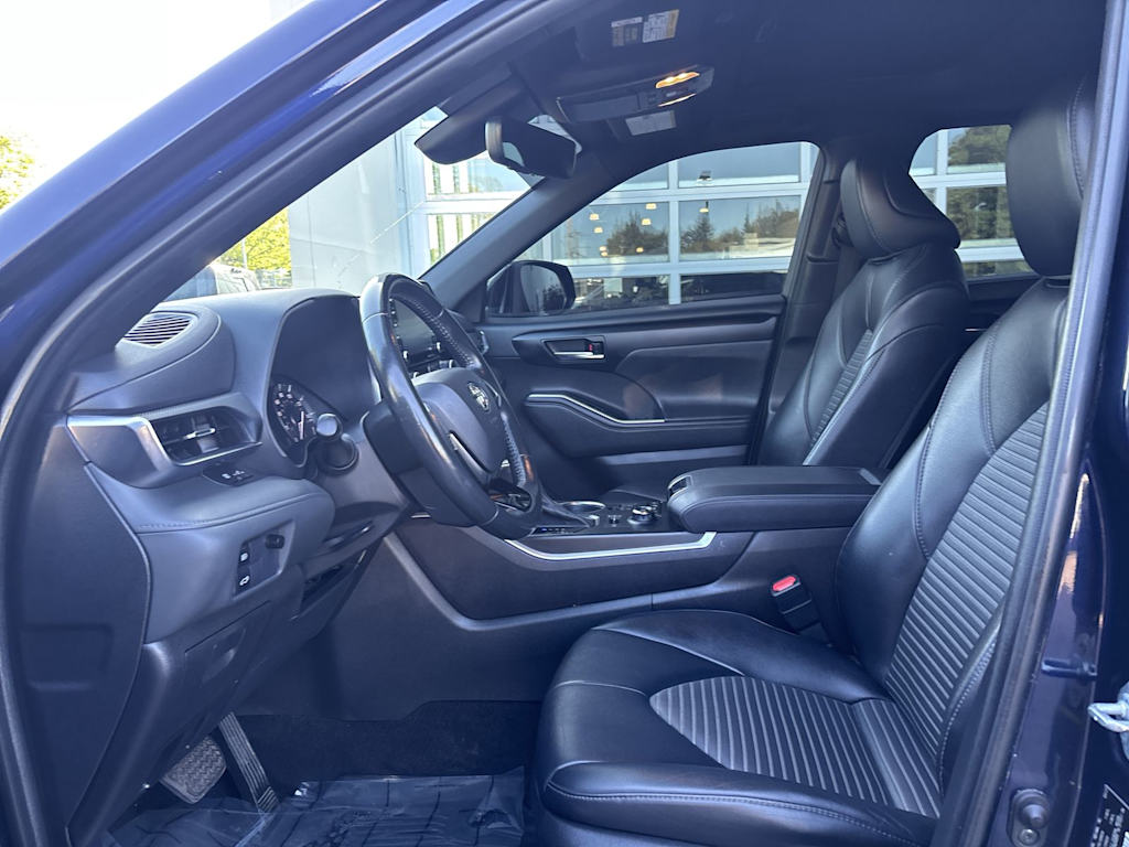 Thumbnail: 2021 Toyota Highlander - 5