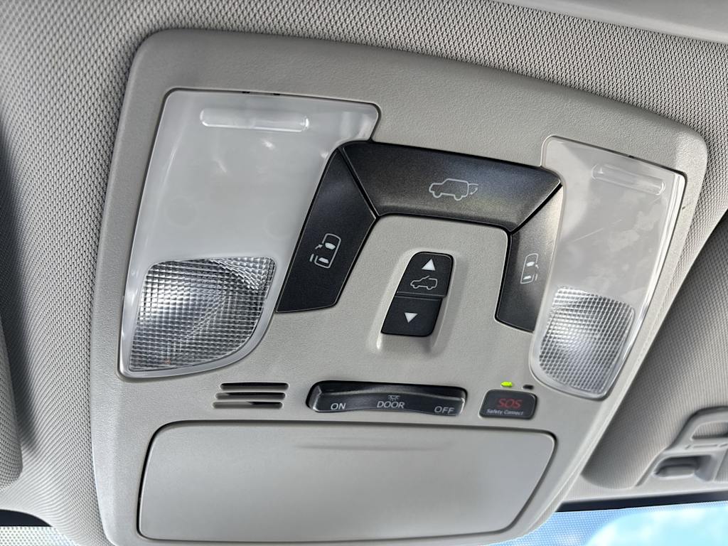 Thumbnail: 2020 Toyota Sienna - 20