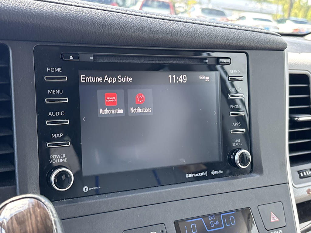 Thumbnail: 2020 Toyota Sienna - 19