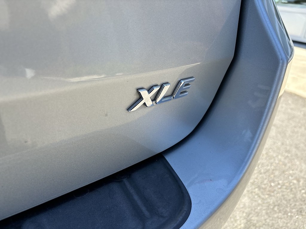 Thumbnail: 2020 Toyota Sienna - 4