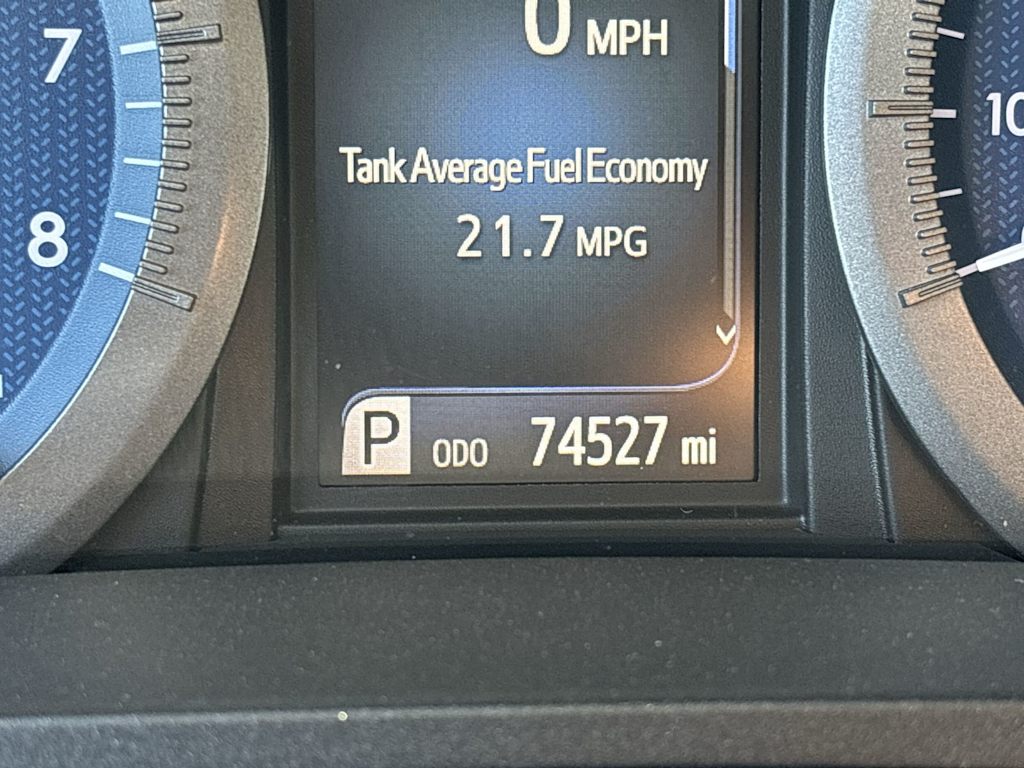 Thumbnail: 2020 Toyota Sienna - 16