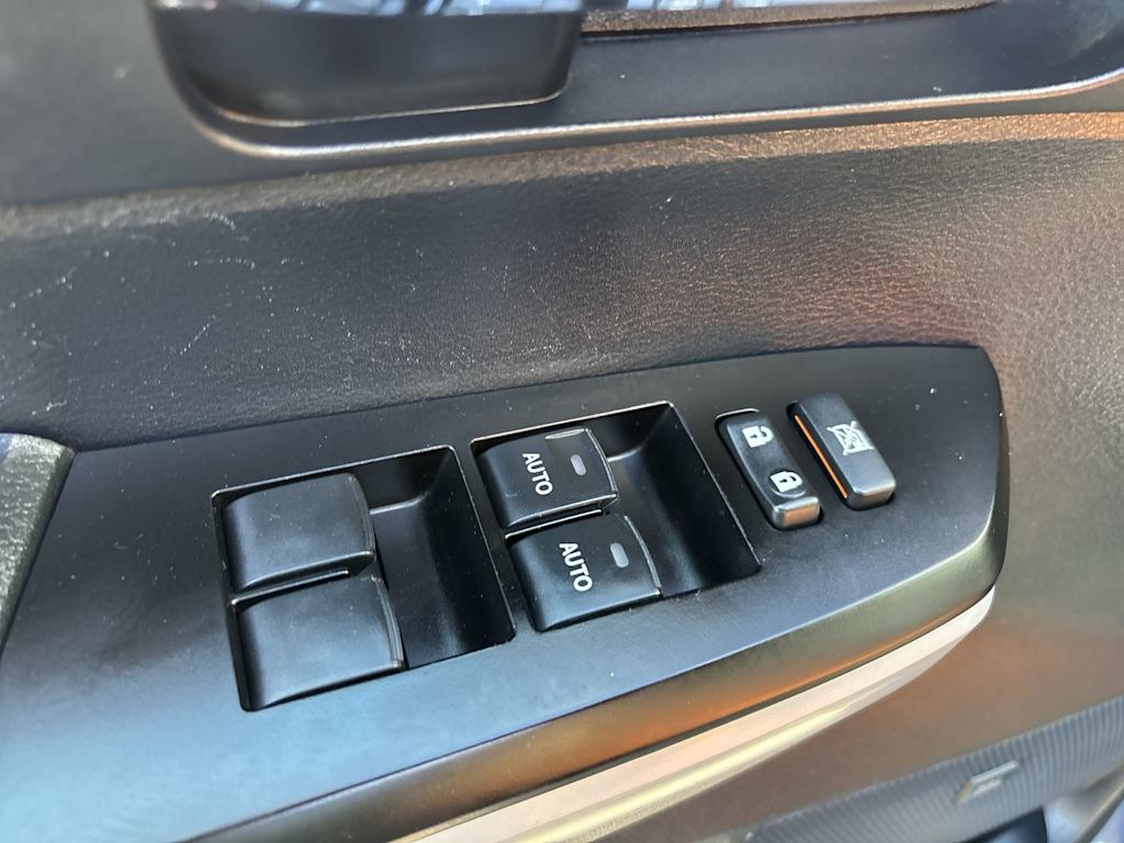 Thumbnail: 2019 Toyota Tundra - 14