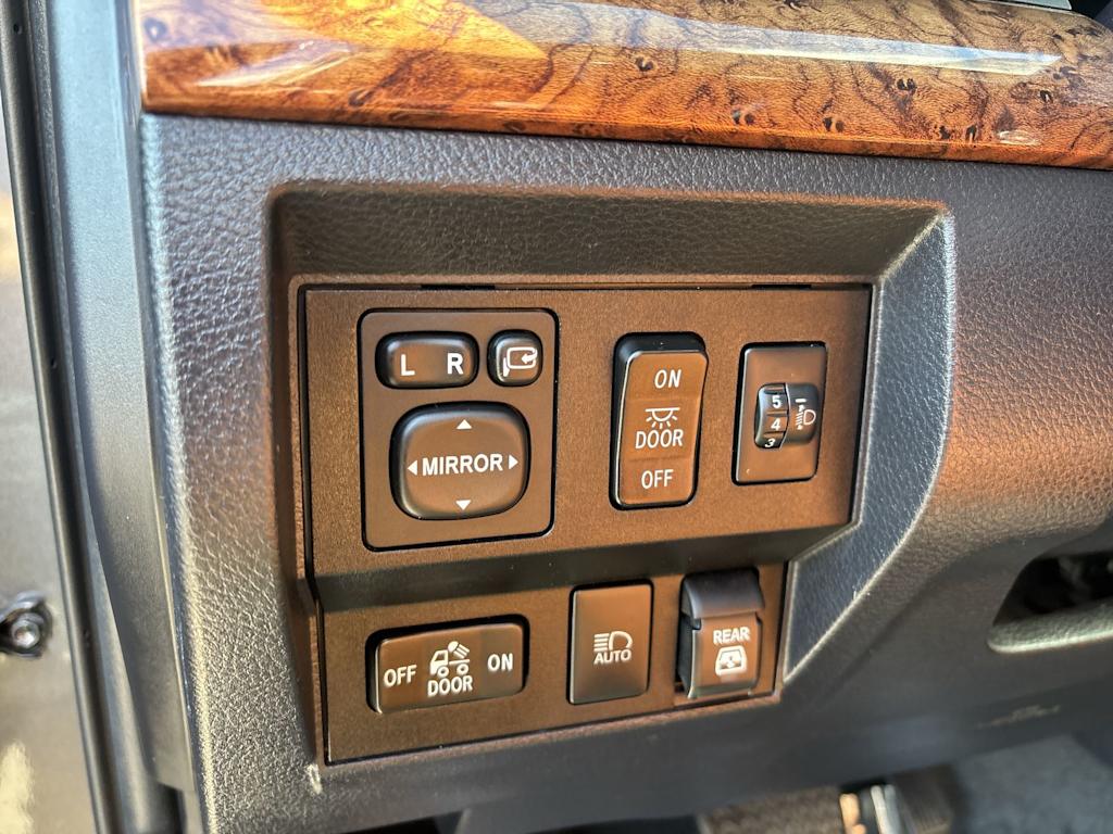 Thumbnail: 2019 Toyota Tundra - 16